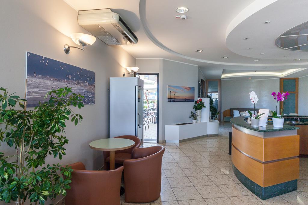 Hotel Garden Cesenatico Luaran gambar